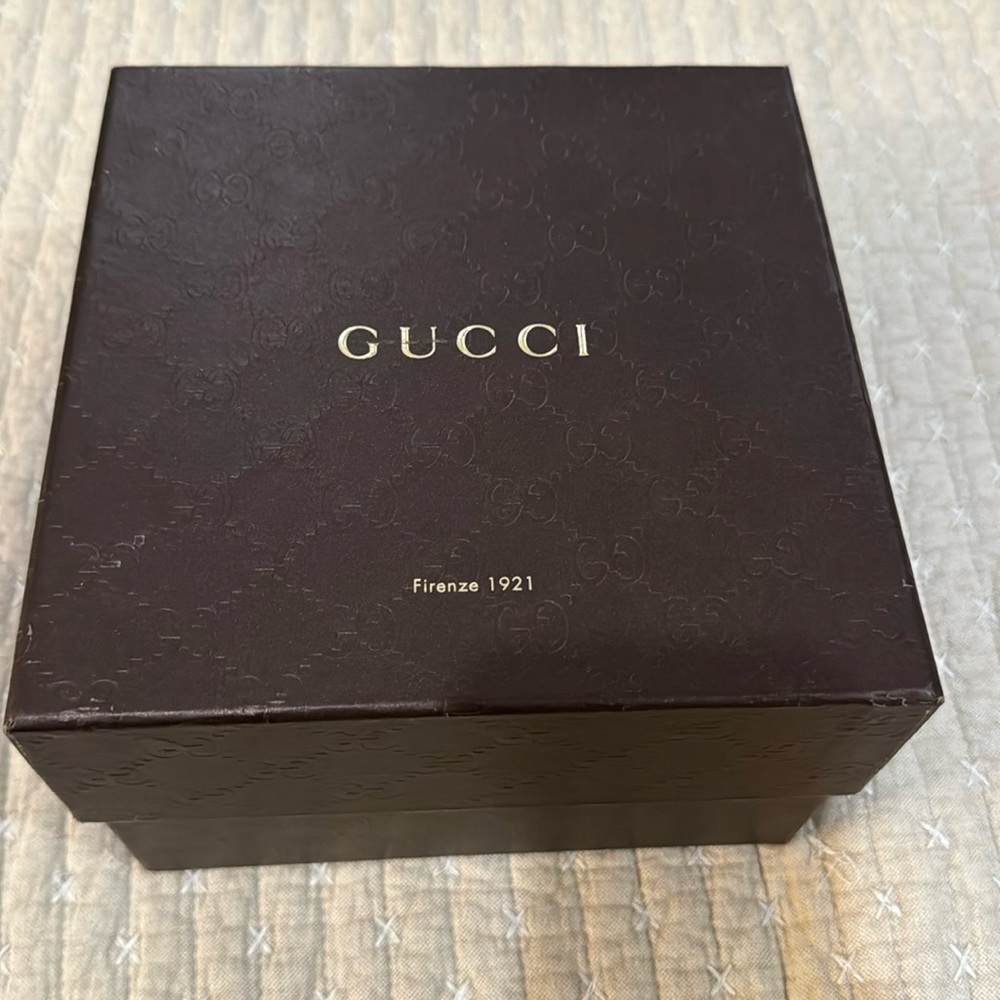 Gucci brown box